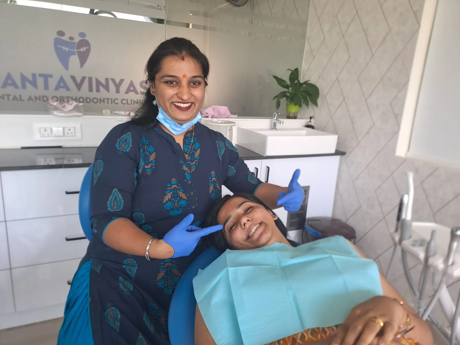 Community oral health talk by dentist in Sahakar Nagar, Bangalore